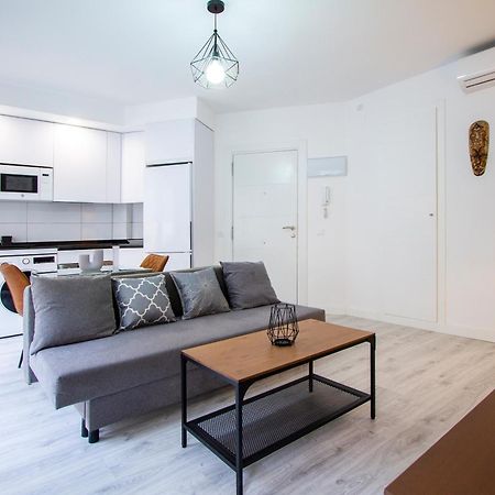 Apartamentos Cuatro Caminos Madryt Zewnętrze zdjęcie