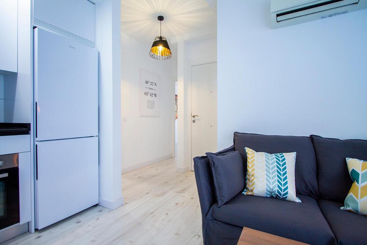 Apartamentos Cuatro Caminos Madryt Zewnętrze zdjęcie