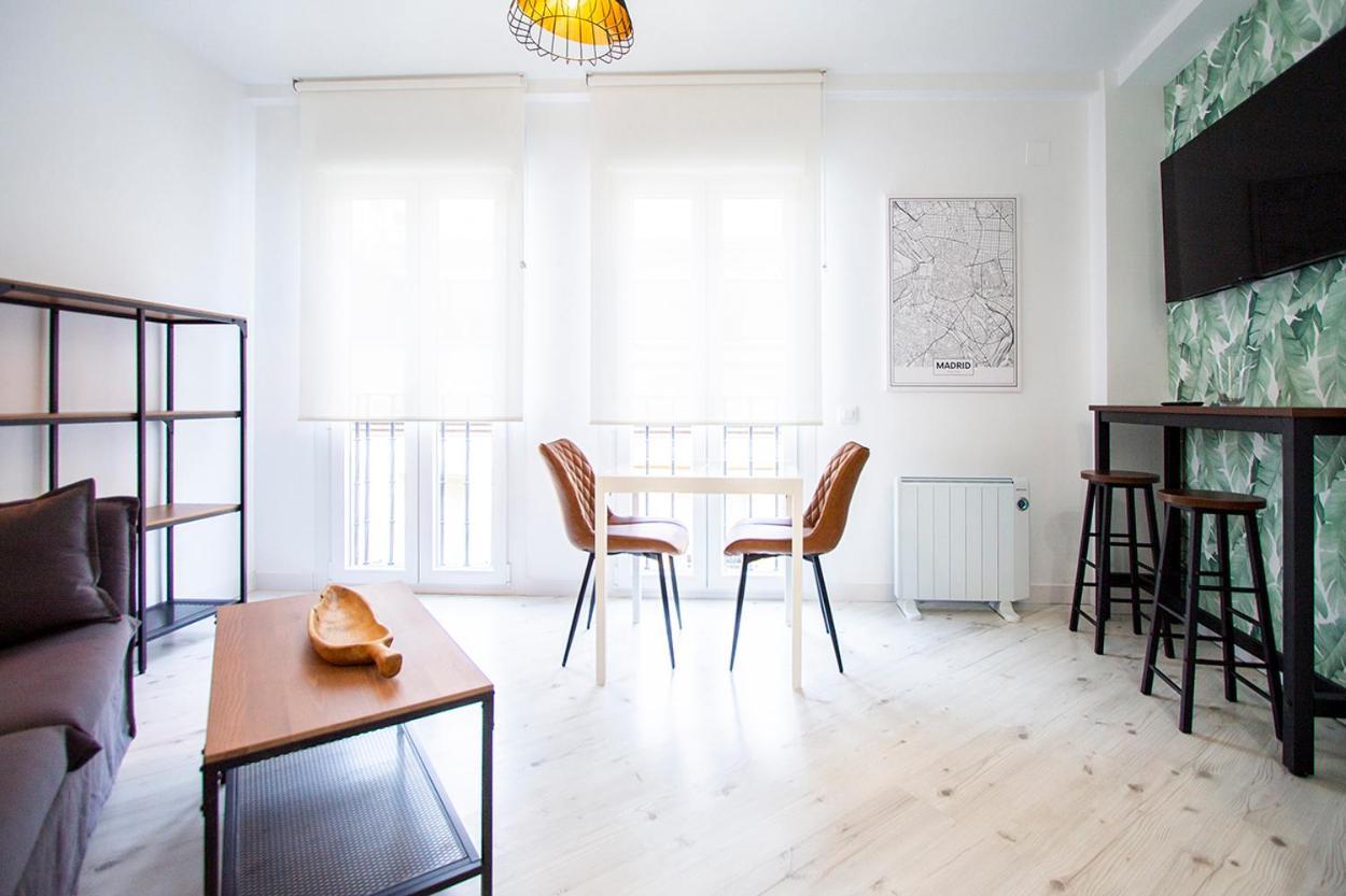 Apartamentos Cuatro Caminos Madryt Zewnętrze zdjęcie